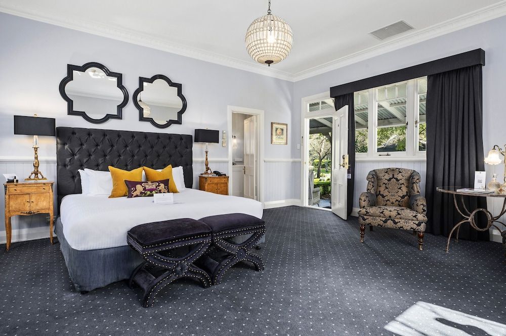 The Convent Hunter Valley Hotel Premier Room