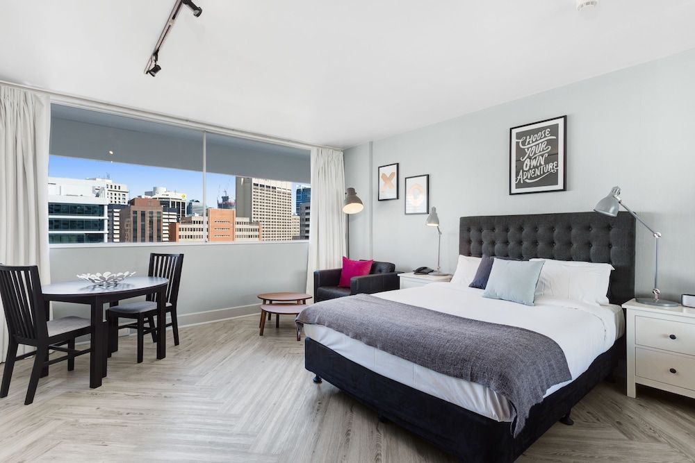 The Ridge Apartment Hotel