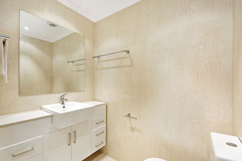 South Pacific Apartments Port Macquarie 2 Bedroom Apartment Ocean View 2