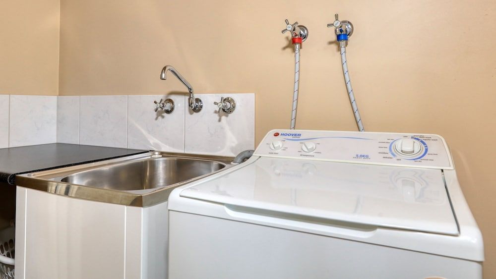 Bridges on Meninya Motel & Apartments 2 Bedroom Apartment (SC Balcony Spa K+Q) 4