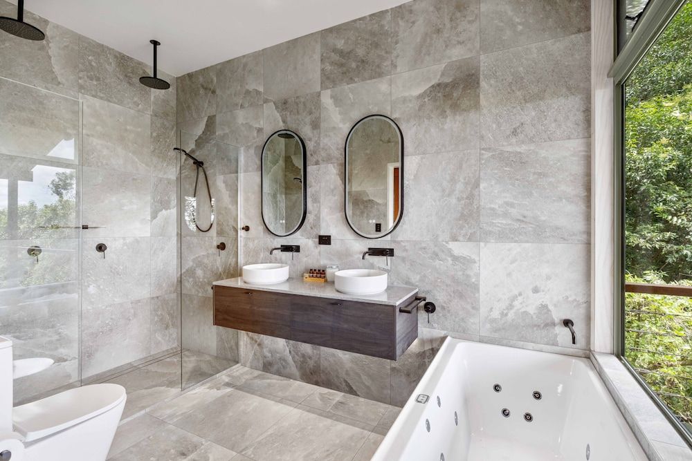 Treetops Seaview Montville The Studio Treehouse (Require all wheel drive car to access) 8