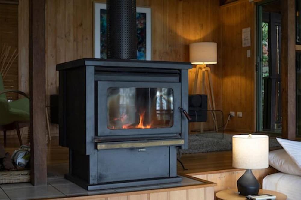 Treetops Seaview Montville Superior Tree House 8