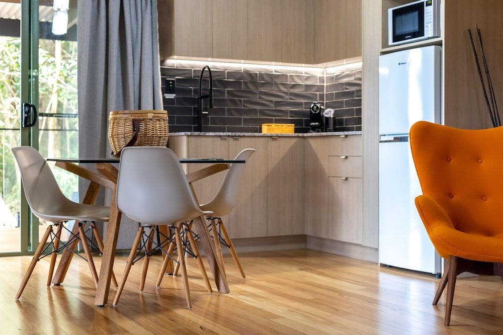 Treetops Seaview Montville Superior Tree House 10