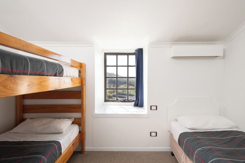 Village Family Motor Inn Apartment, 2 Bedrooms 9