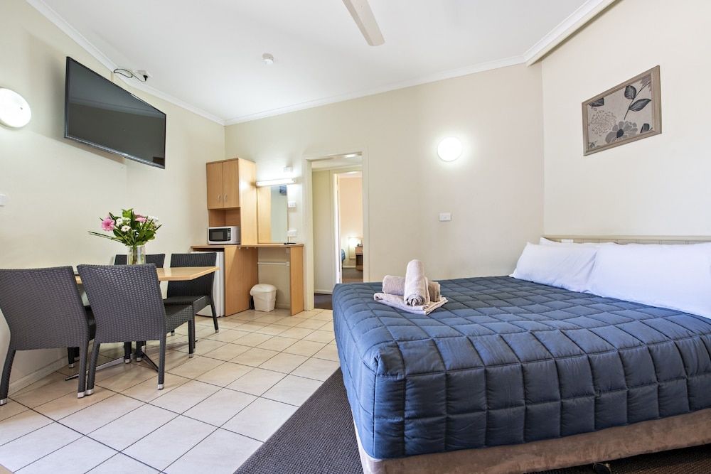 Corporate Family 2 Bedroom Unit