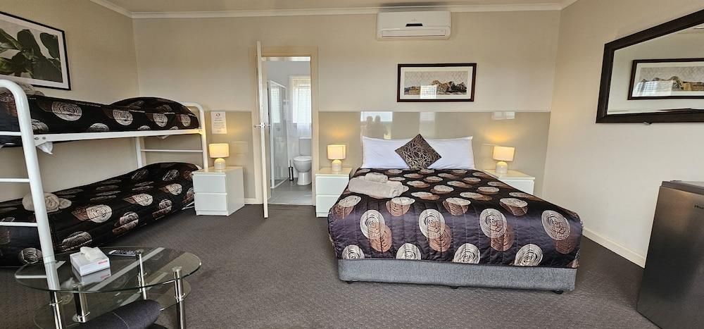 Standard Family Room