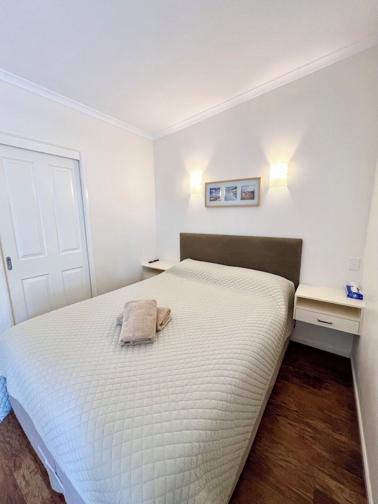 Standard Studio, Non Smoking, Balcony (Motel Room)