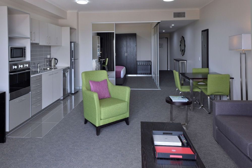 Rydges Palmerston - Darwin Apartment, 1 Bedroom, Kitchen 2