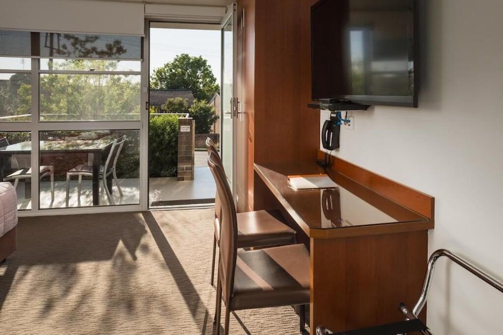 Charlestown Terrace Studio 5