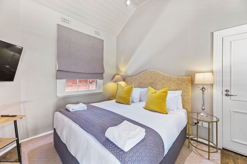 The Houston Studio Suite