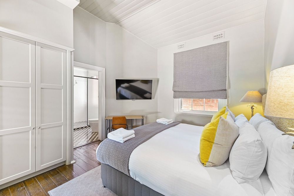 The Houston Studio Suite 2