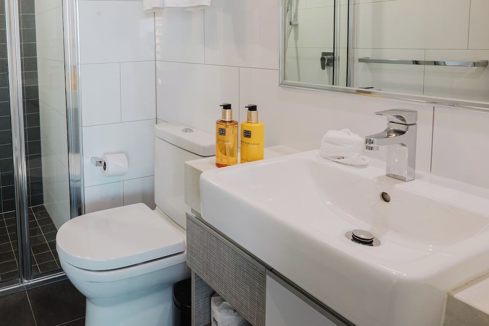 H on Mitchell Apartment Hotel 1 Twin Bedroom Apartment 3