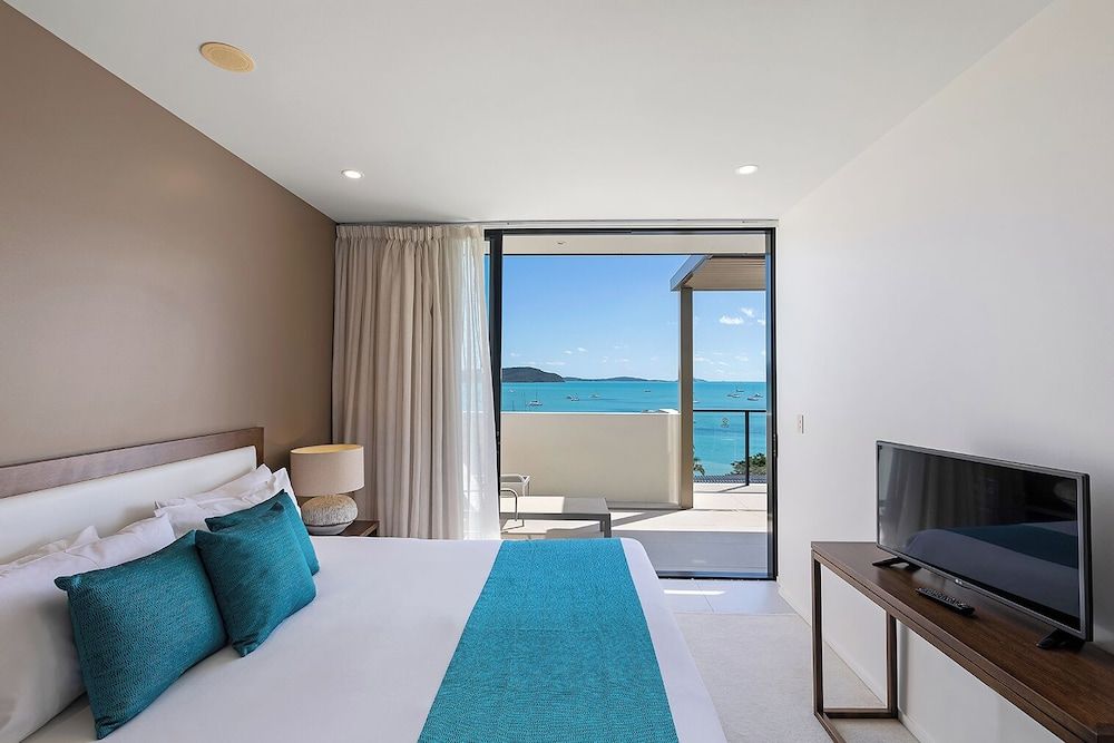 Mirage Whitsundays Deluxe Apartment  2 Bedroom 3
