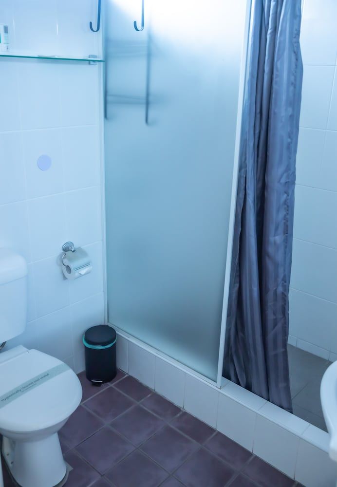 Jetty Motel The Entrance Standard Room, 1 Queen Bed, Non Smoking, Refrigerator & Microwave 19