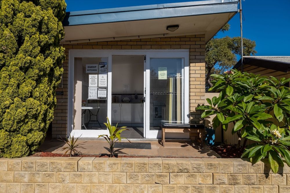 Shared kitchen facilities