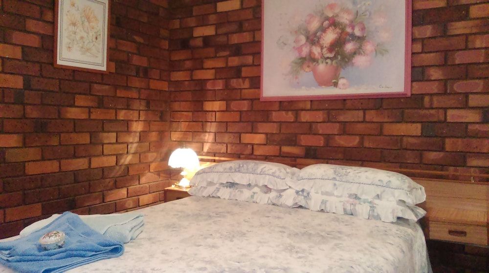 Standard Suite, 1 Bedroom, Non Smoking, Shared Bathroom (Double room)