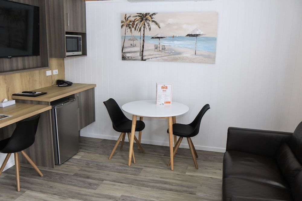 The Club Motor Inn Chinchilla Family Unit 4