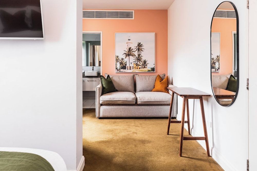 The Lucky Hotel Deluxe Suite with Sofa 4