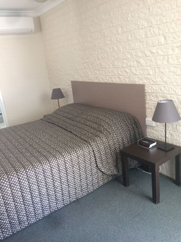 Alexander Motor Inn Moree Premium Queen