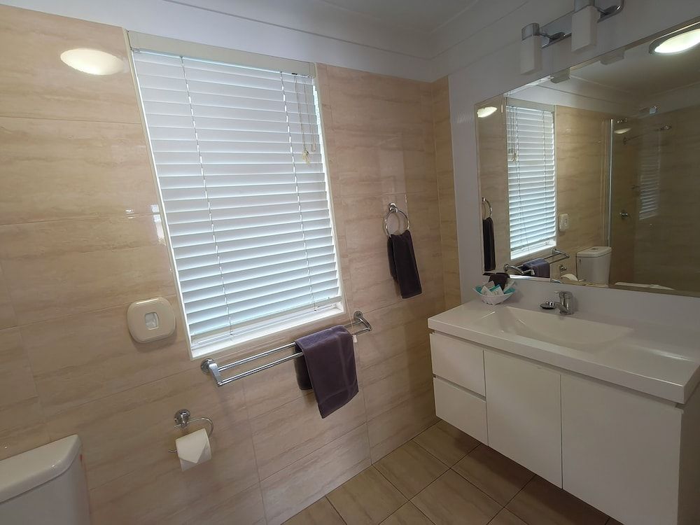 Gunnedah Lodge Motel Deluxe Room, Non Smoking (Deluxe Queen) 7