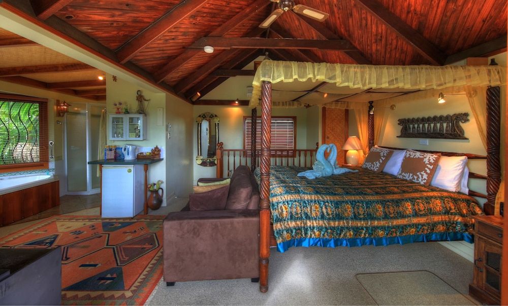 Maleny Tropical Retreat Balinese B&B Ubud Spa B&B Room (In-house)