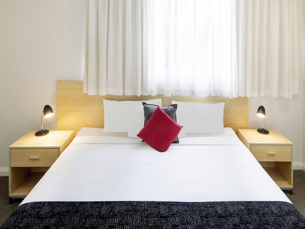 Mantra Castle Hill Sydney Two Bedroom Apartment, Two King Beds