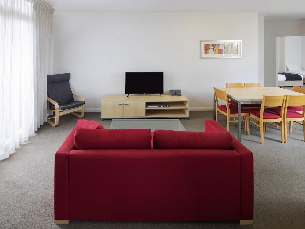 Mantra Castle Hill Sydney Two Bedroom Apartment, Two King Beds 11