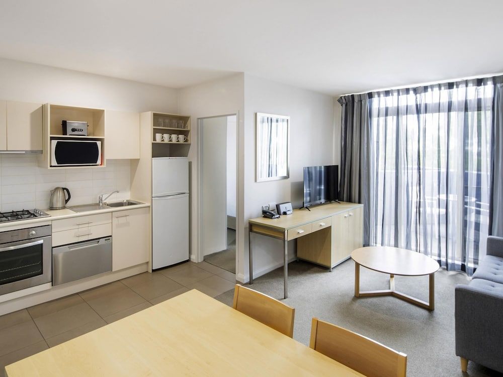 Mantra Castle Hill Sydney One Bedroom Apartment, 1 King Bed 15