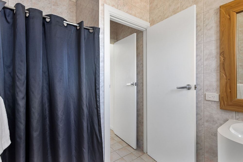 COAST motel and apartments Queen Studio with Ocean View - Upstairs 5