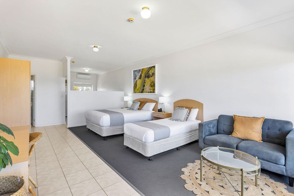 COAST motel and apartments Superior Suite with Ocean View - Upstairs