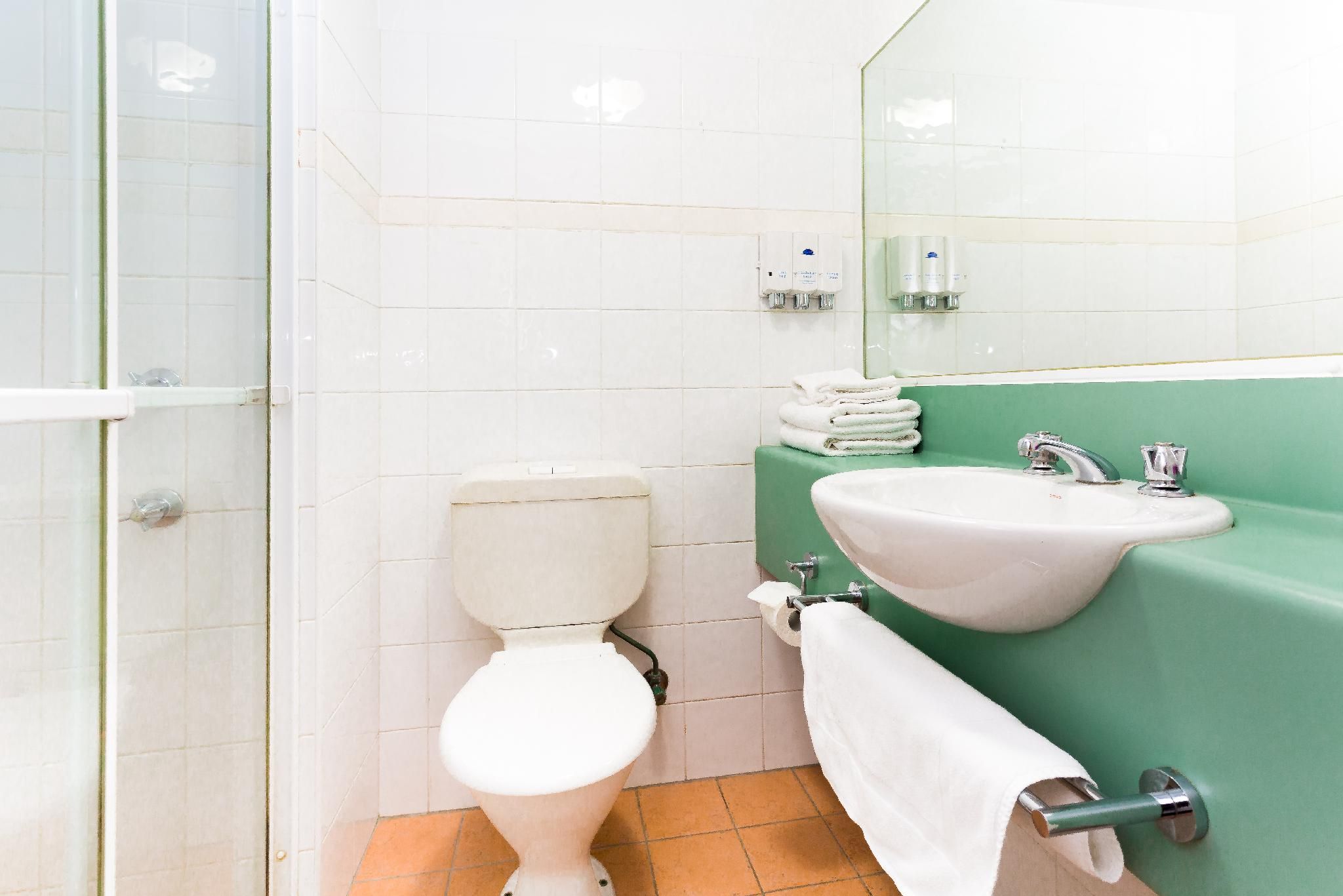 Riverside Hotel Southbank Standard Double Room 3