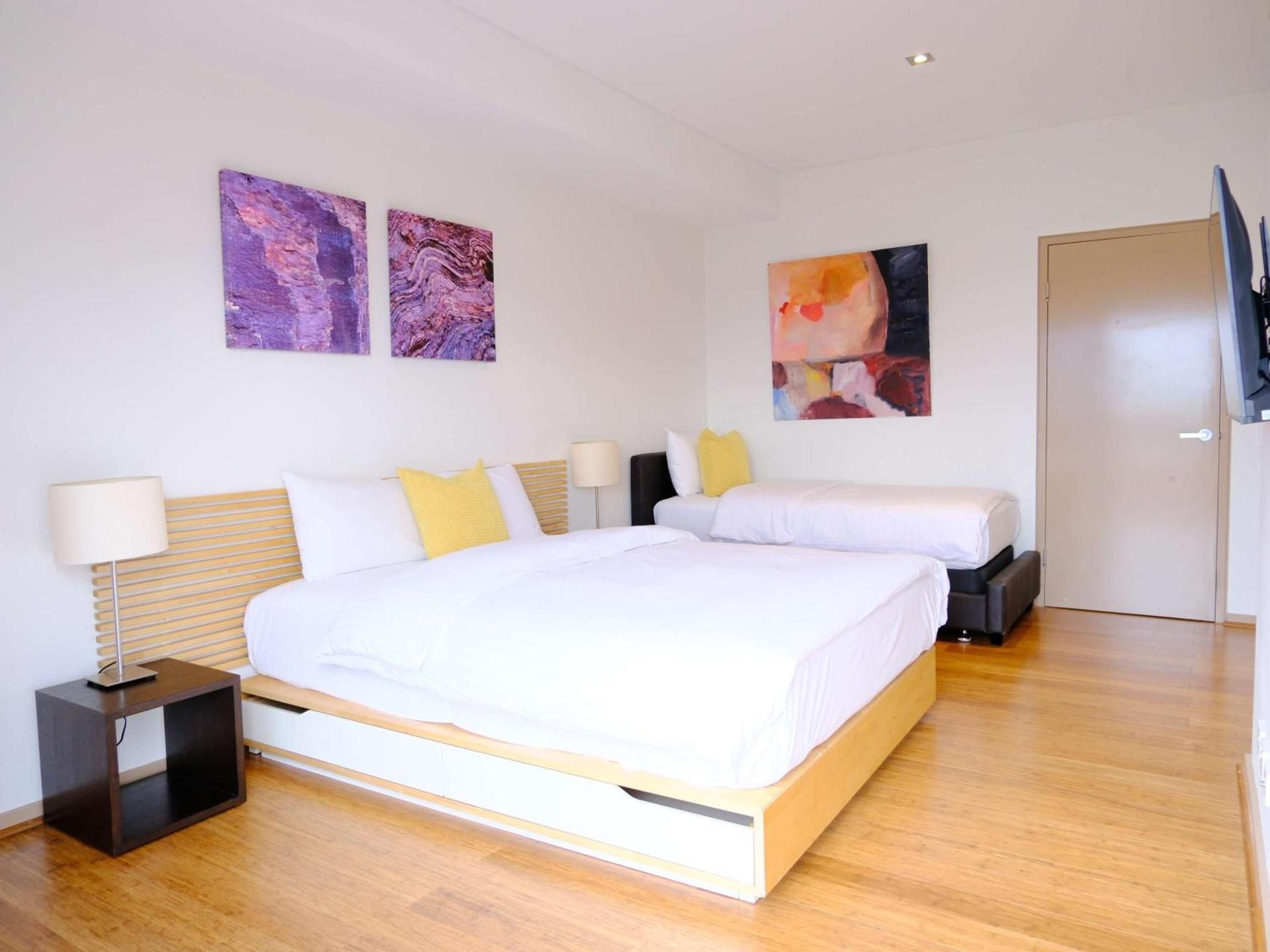 Two-Bedroom Apartment with Harbor View