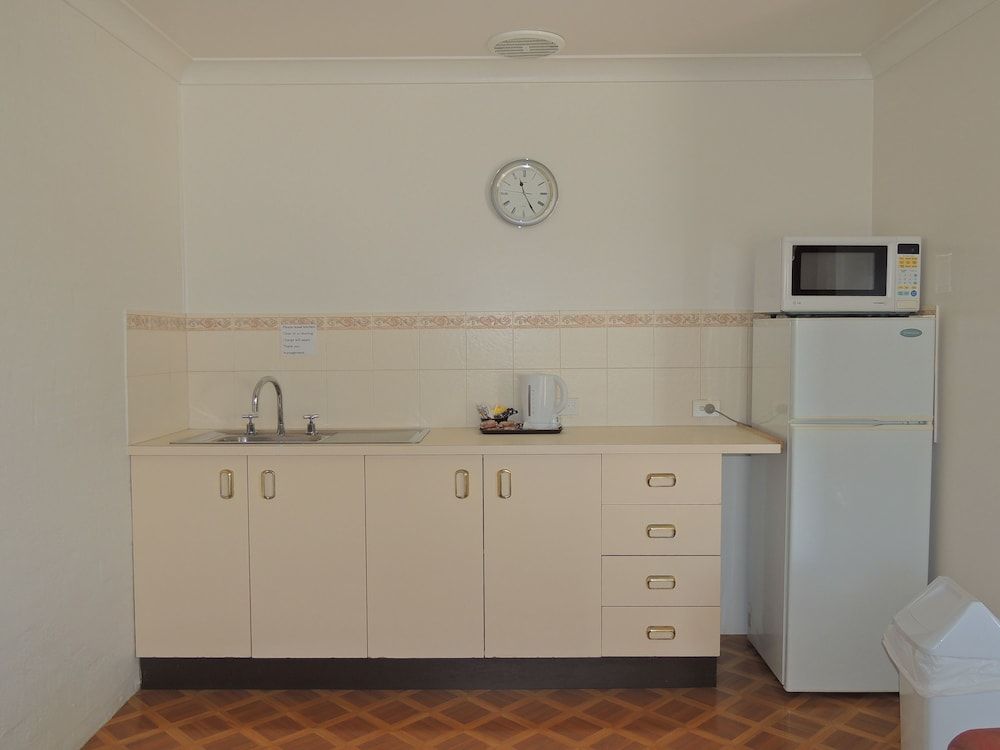 Argyle Terrace Motor Inn Standard Suite, 2 Bedrooms, Non Smoking, Balcony (Suite) 7