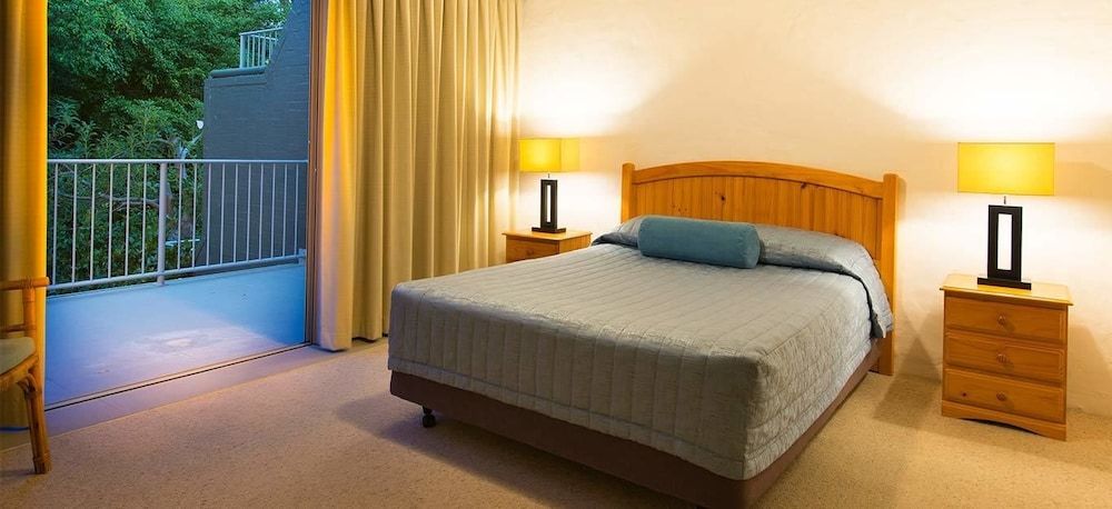 Standard Apartment, Multiple Bedrooms, Kitchen (3 Bdrm Apartment)