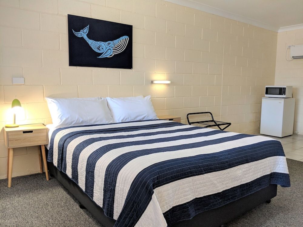 Sail Inn Motel Standard Double Room, 1 Queen Bed, Refrigerator & Microwave, Ground Floor