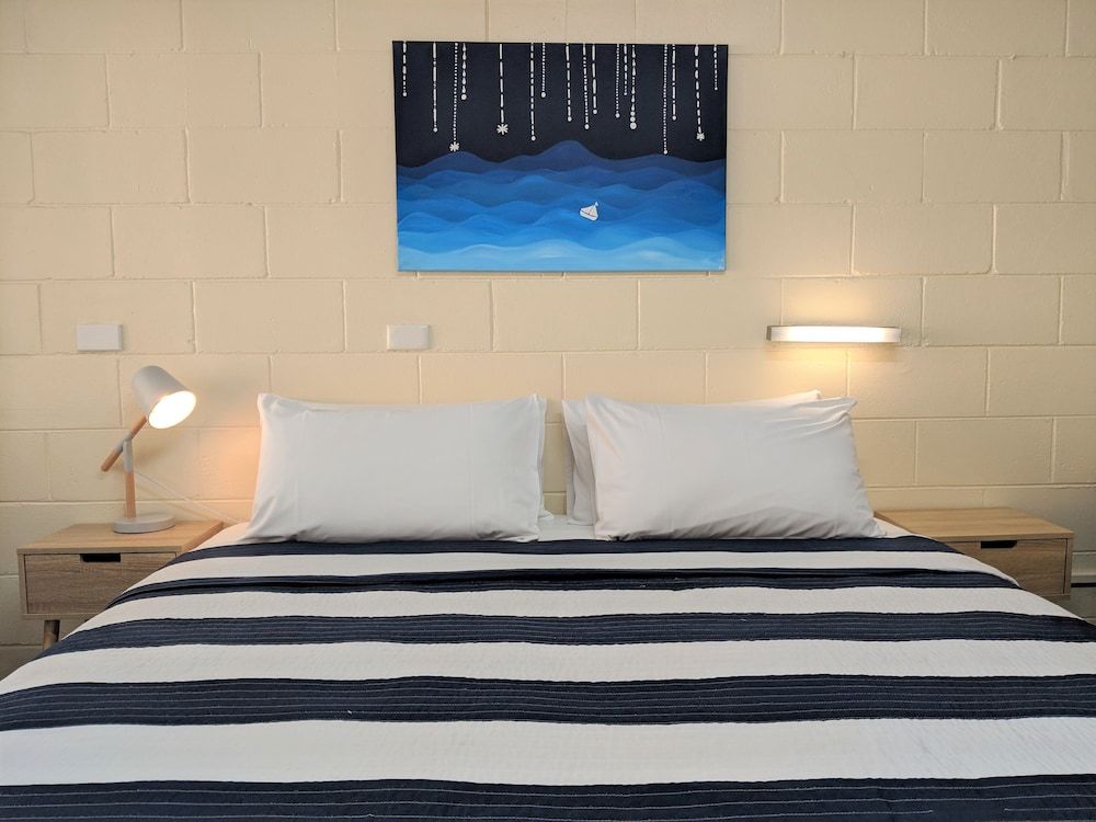 Sail Inn Motel Standard Double Room, 1 King Bed, Refrigerator & Microwave, Ground Floor 2