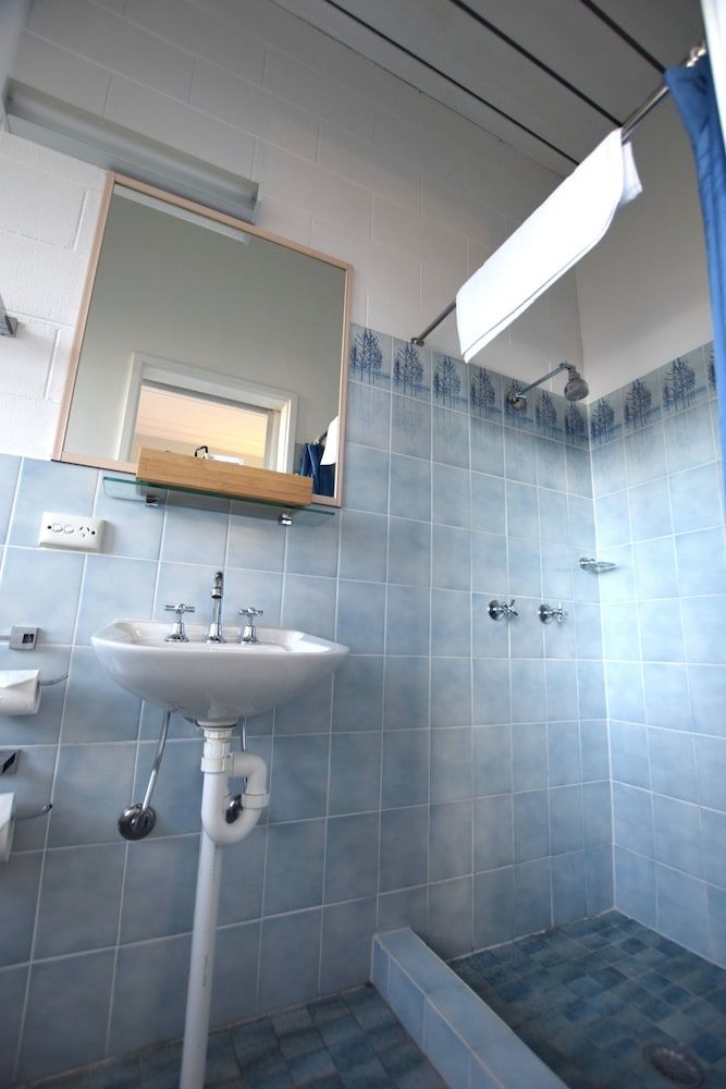 Alpine Resort Motel Budget Family Room (4 people)