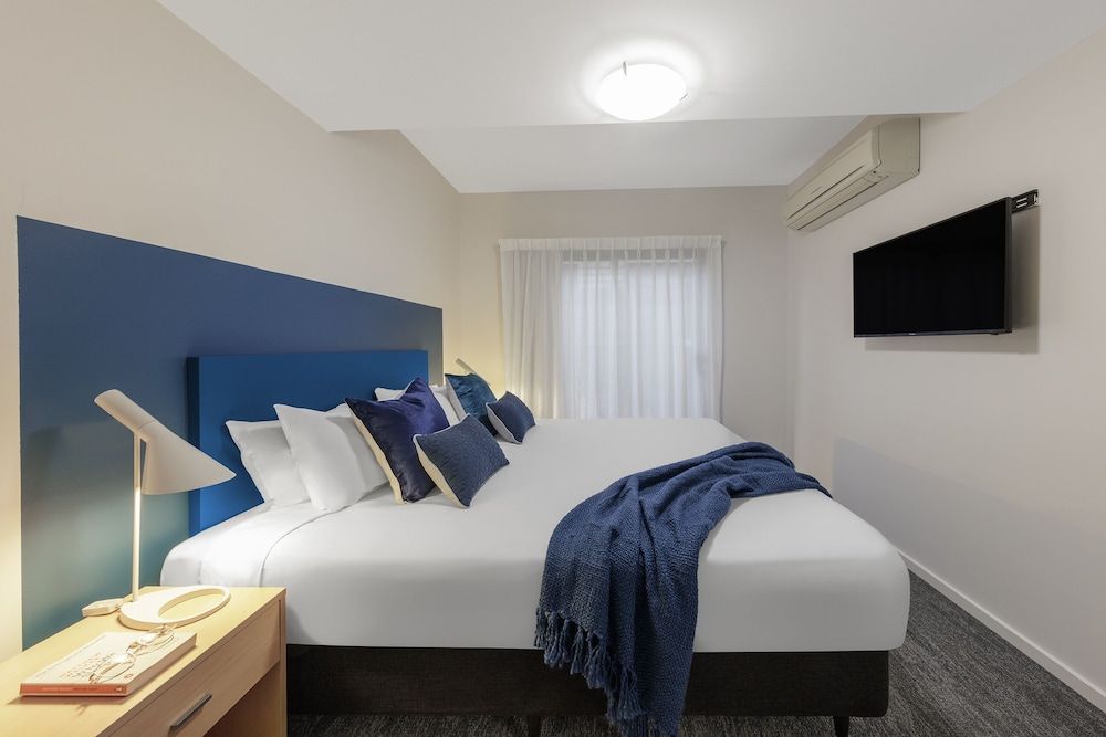 Quest Geelong Two Bedroom Executive Apartment