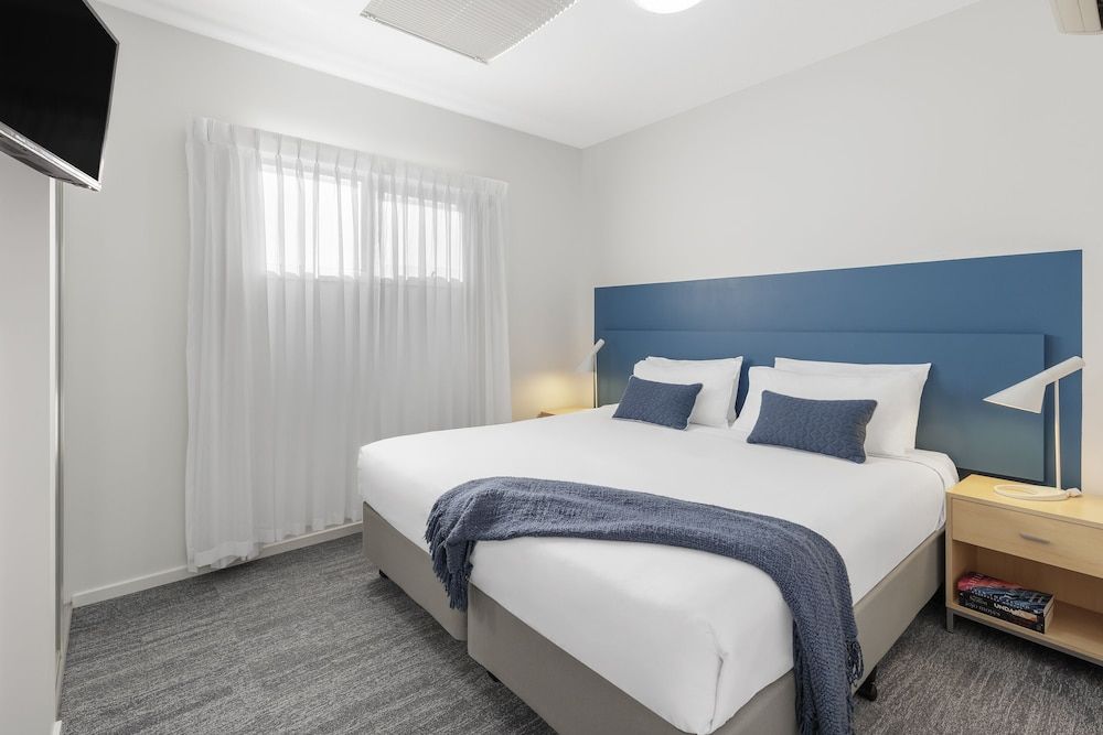 Quest Geelong Two Bedroom Apartment 3