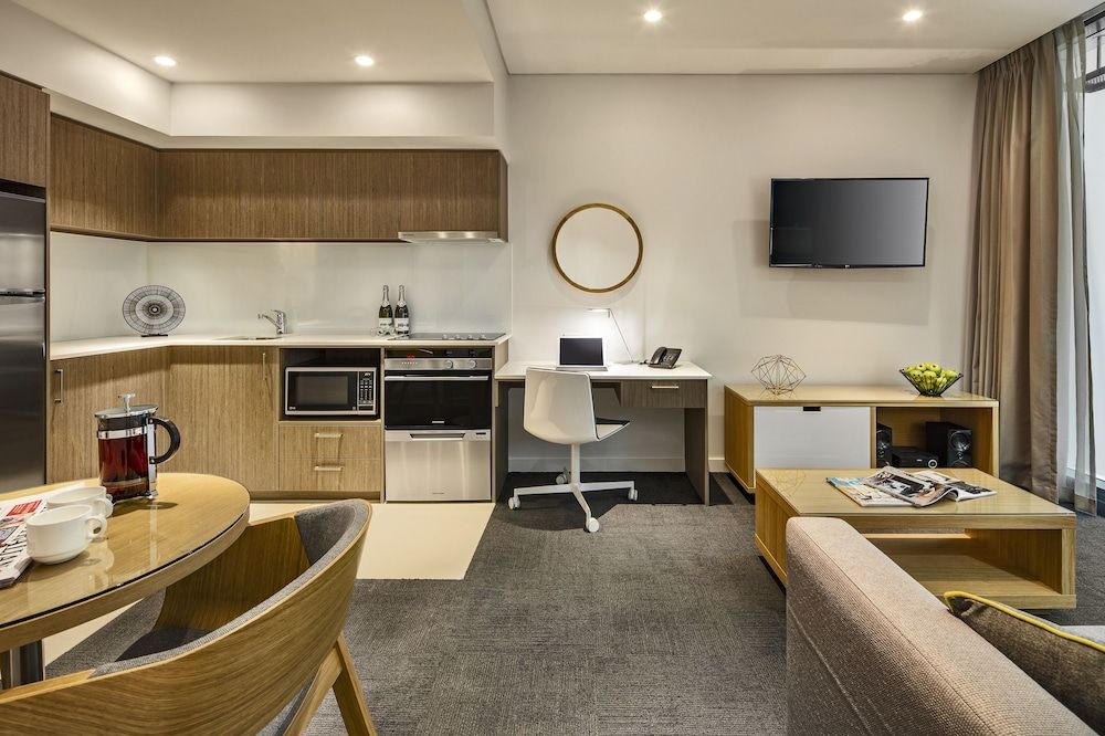 Quest Mounts Bay Road One Bedroom Apartment 5