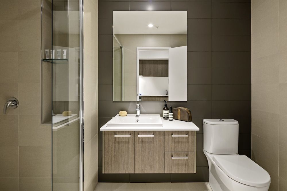 Quest Mounts Bay Road Standard Studio 5