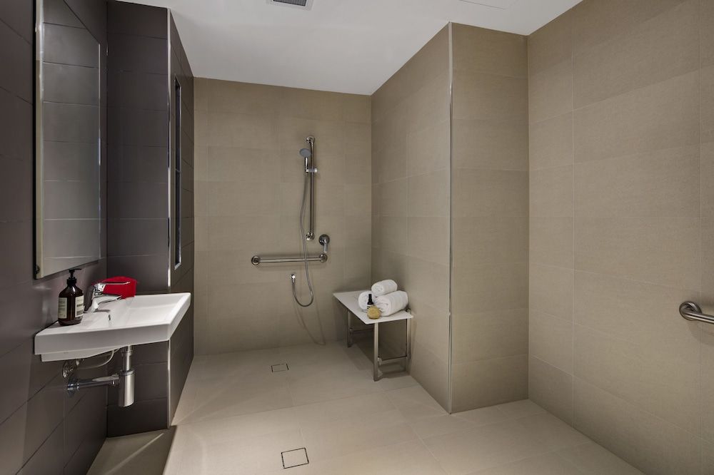 Quest Mounts Bay Road One Bedroom Apartment 7