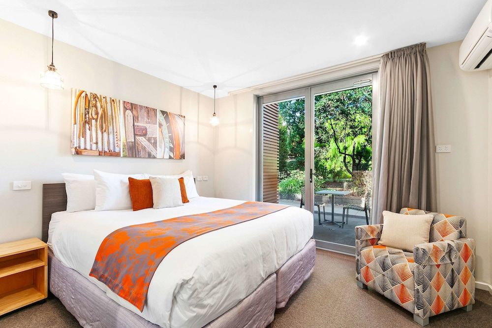 Standard Room, 1 Queen Bed, Non Smoking