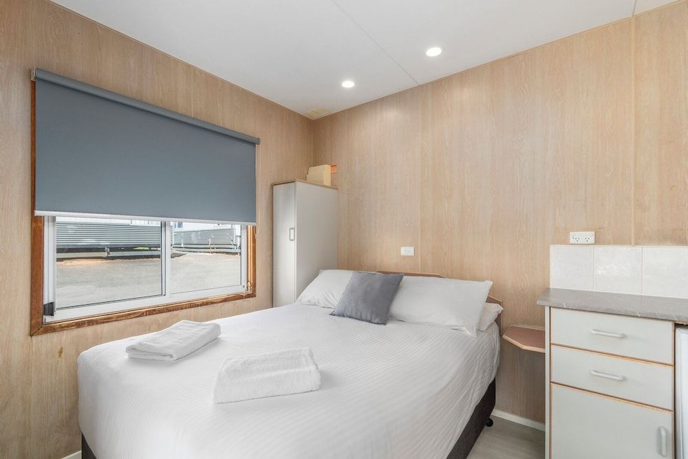 Budget Studio Cabin
