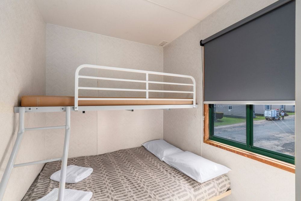 2 Bedroom Beachfront Cabin