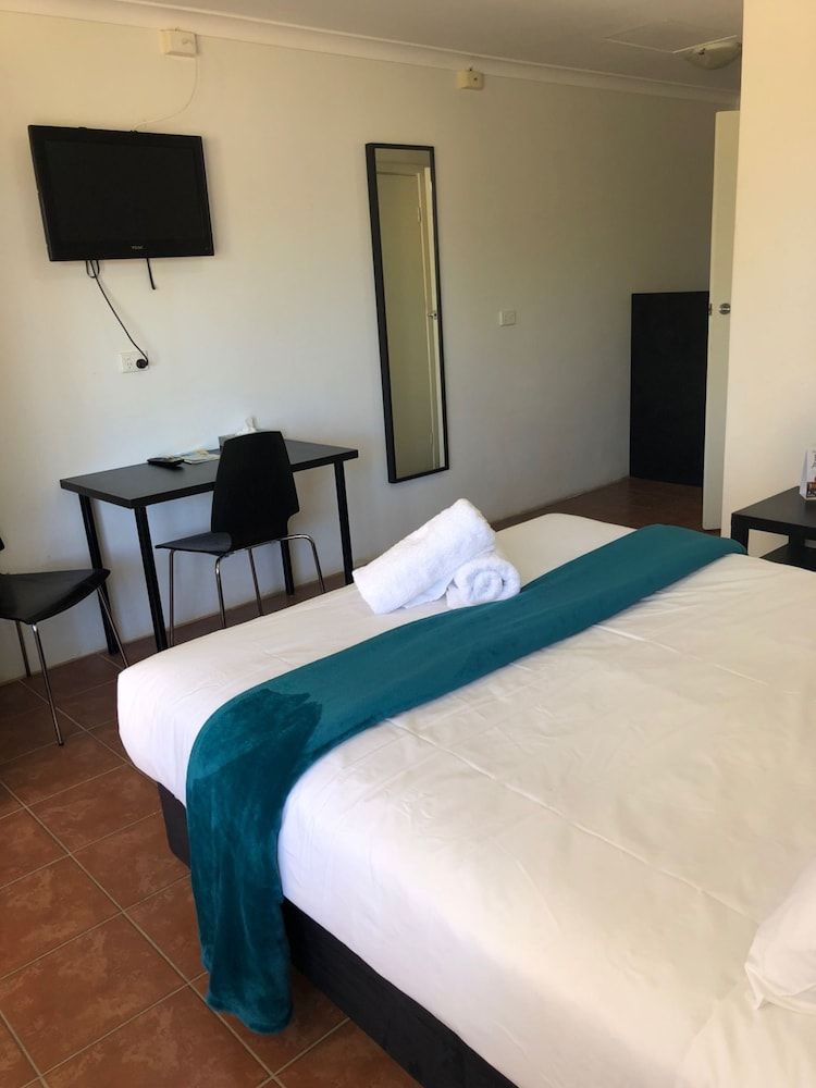 Deluxe Room, 1 Queen Bed