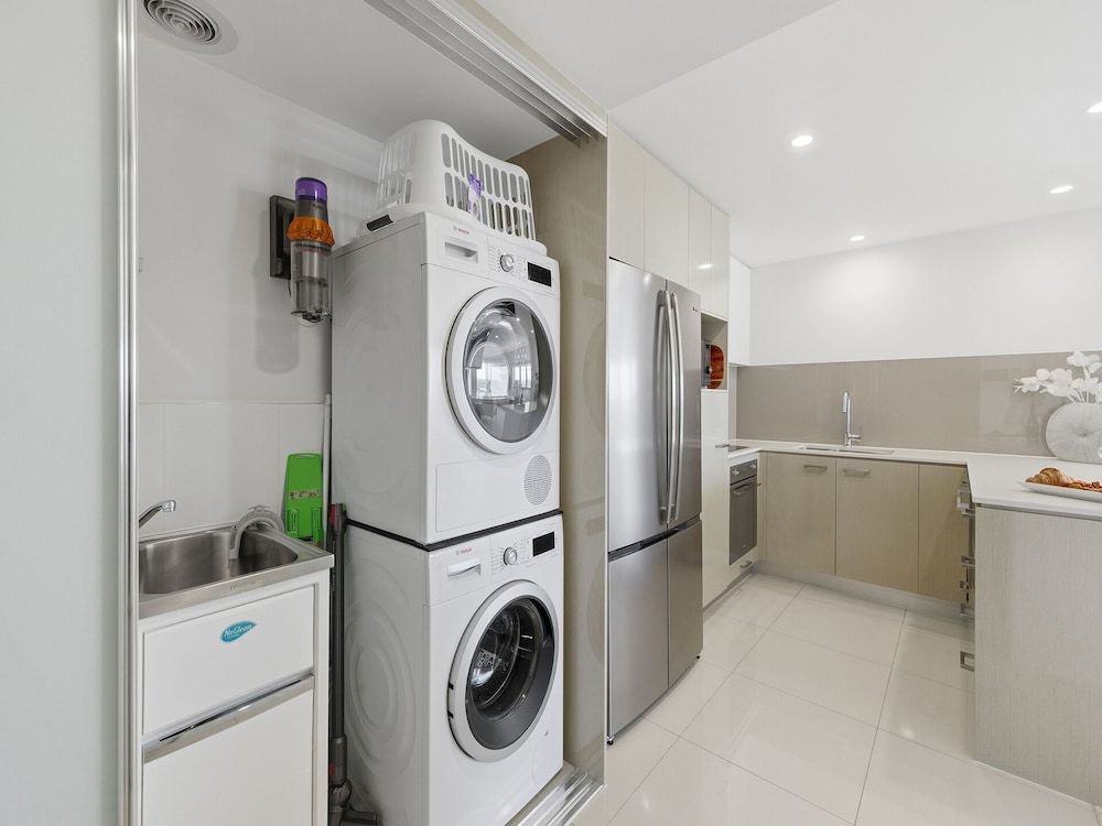 Beach on Sixth Verve - 2 Bedroom Partial Ocean View Apartment (located 150m away at 92 Sixth Ave, Maroochydore) 7