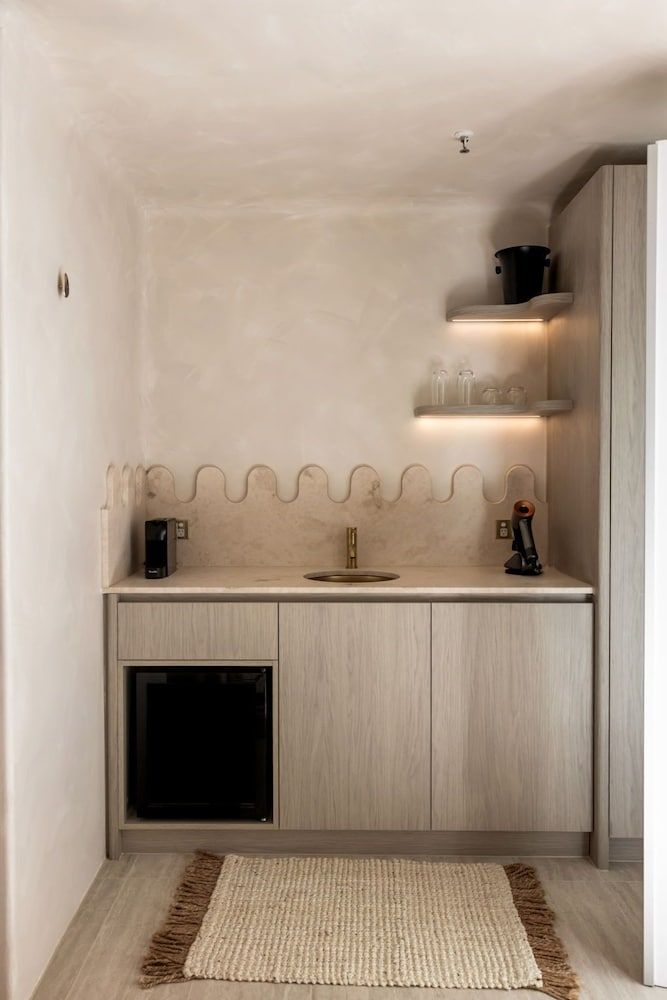 Medusa Boutique Hotel Deluxe Queen 16