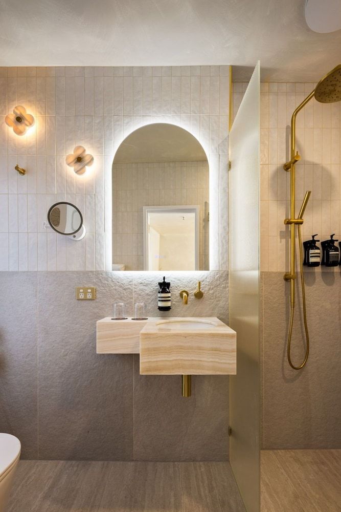 Medusa Boutique Hotel Deluxe Queen 25