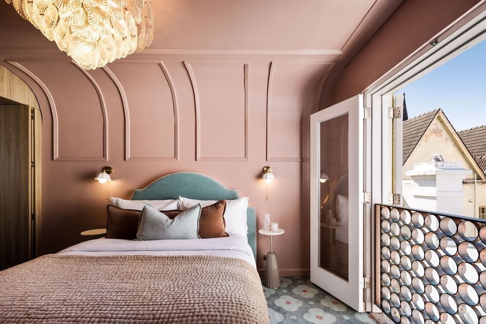 Medusa Boutique Hotel Deluxe Queen 2